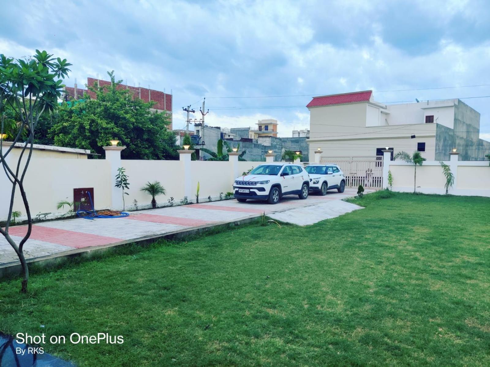 Osho Lifestyle Villa Lakhnau Kültér fotó